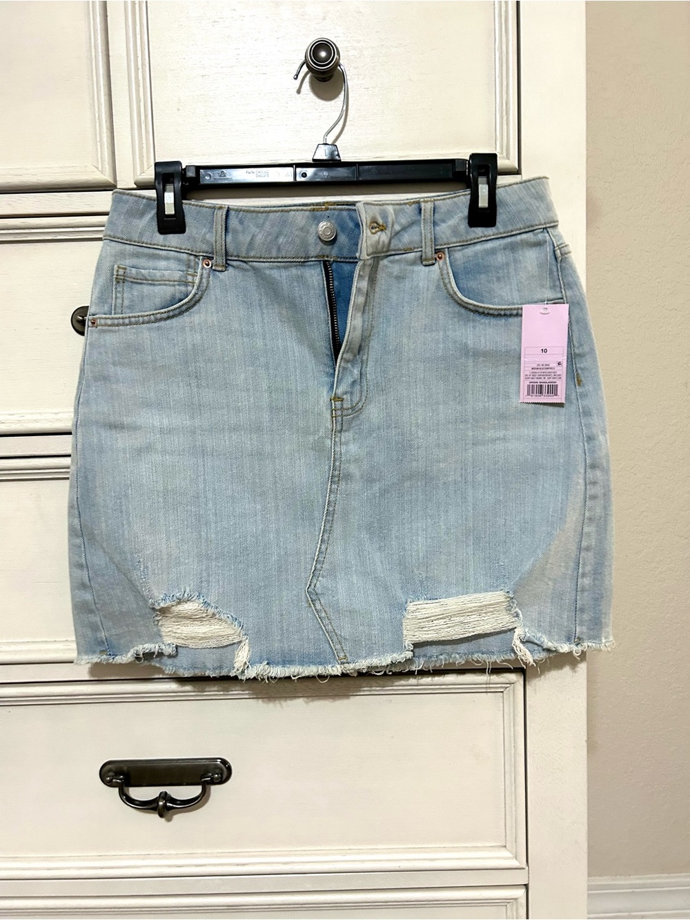 NWT Wild Fable Light Wash Distressed Denim Mini Skirt - Women